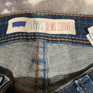 Juniors  size 3 Levi’s denim curve skinny